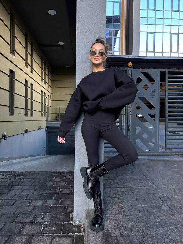 Лосини із тканини пуми - міцний та еластичний матеріал, приємний на дотик, зберігає тепло