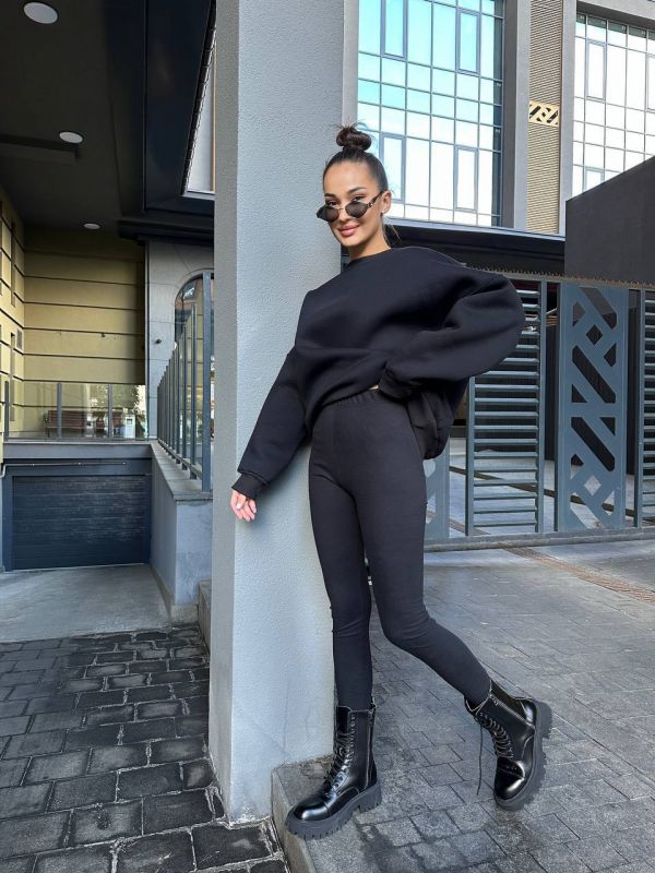 Лосини із тканини пуми - міцний та еластичний матеріал, приємний на дотик, зберігає тепло